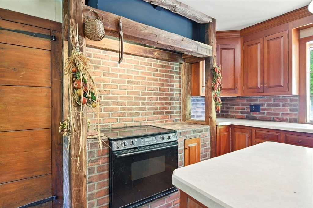 142 Upper Hampden Road Monson, MA 01057 - Photo 9 of 42