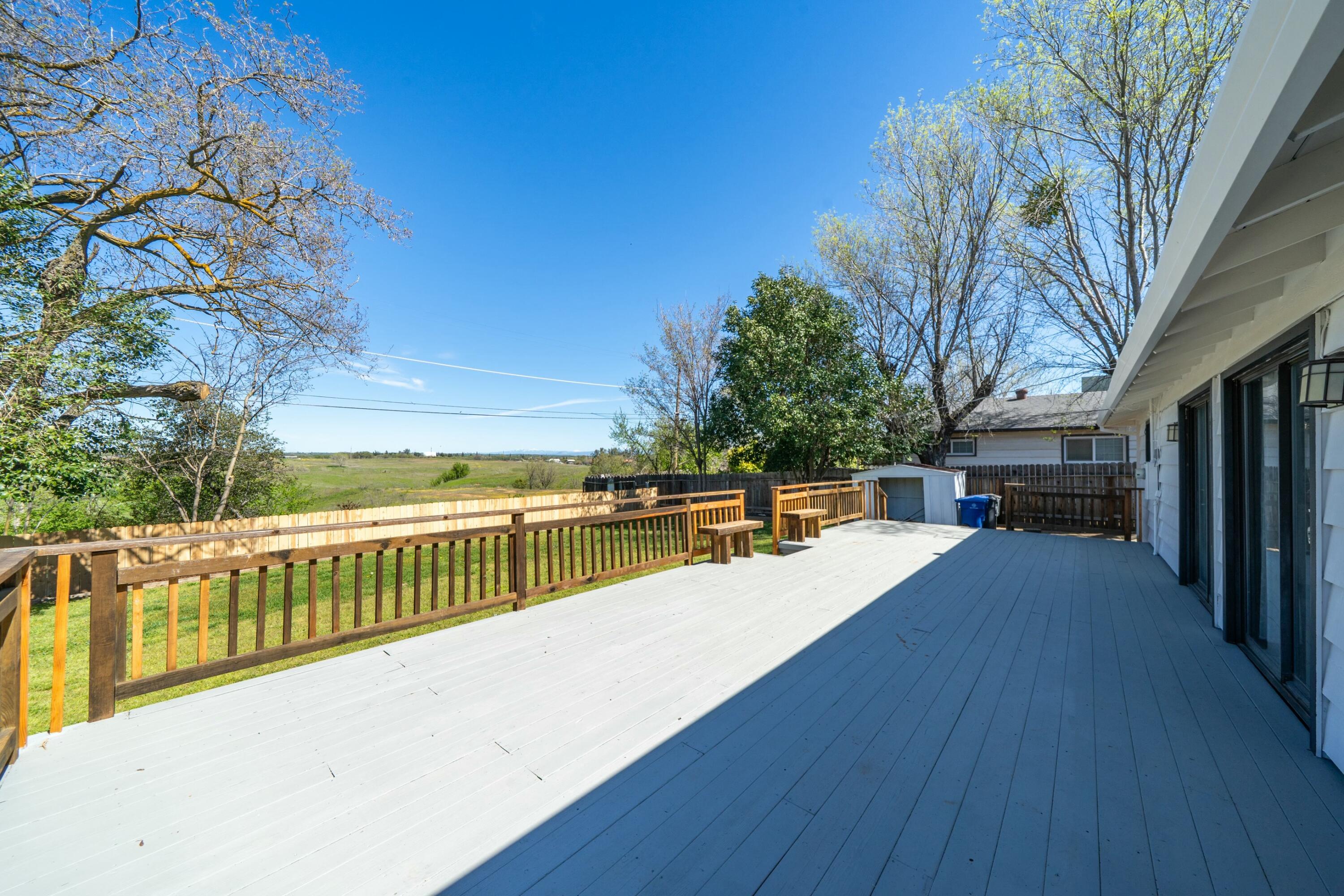 1800 Walbridge Street Red Bluff, CA 96080 - Photo 20 of 24 back deck