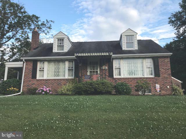 178 West Hanover Street Spring Grove, PA 17362 - Photo 1 of 57