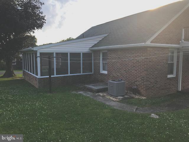 178 West Hanover Street Spring Grove, PA 17362 - Photo 7 of 57