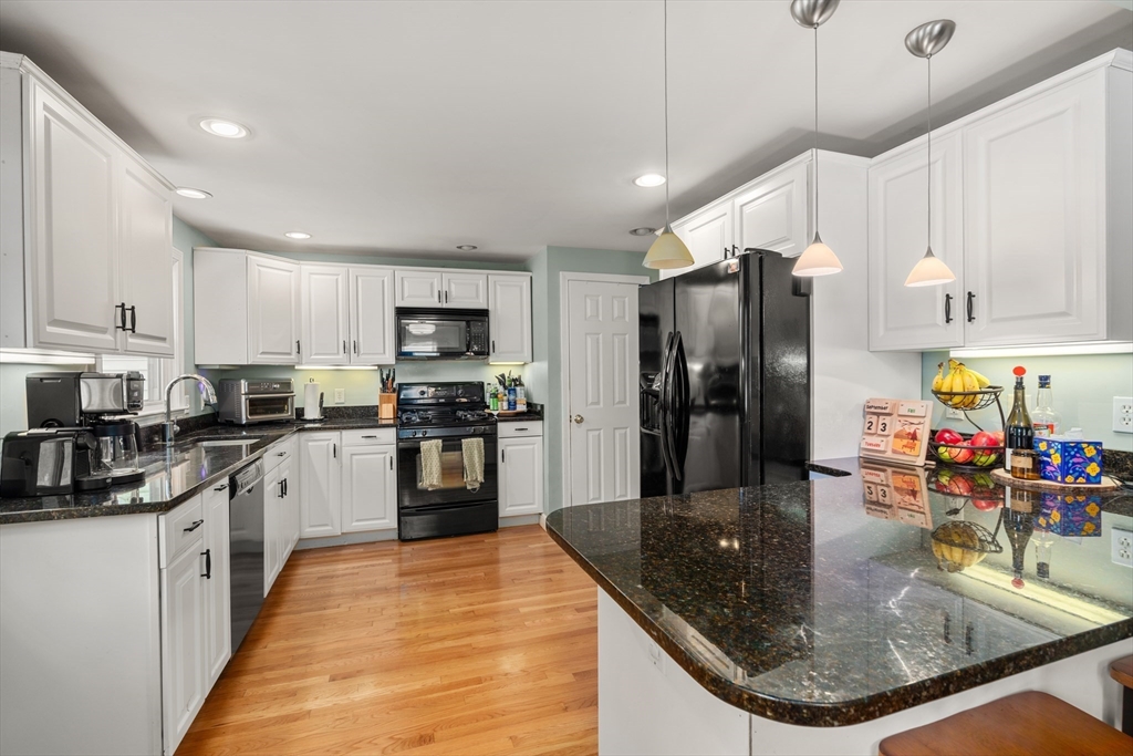 24 Pond Farm Road Dedham, MA 02026 - Photo 9 of 33 Gallery Image 9