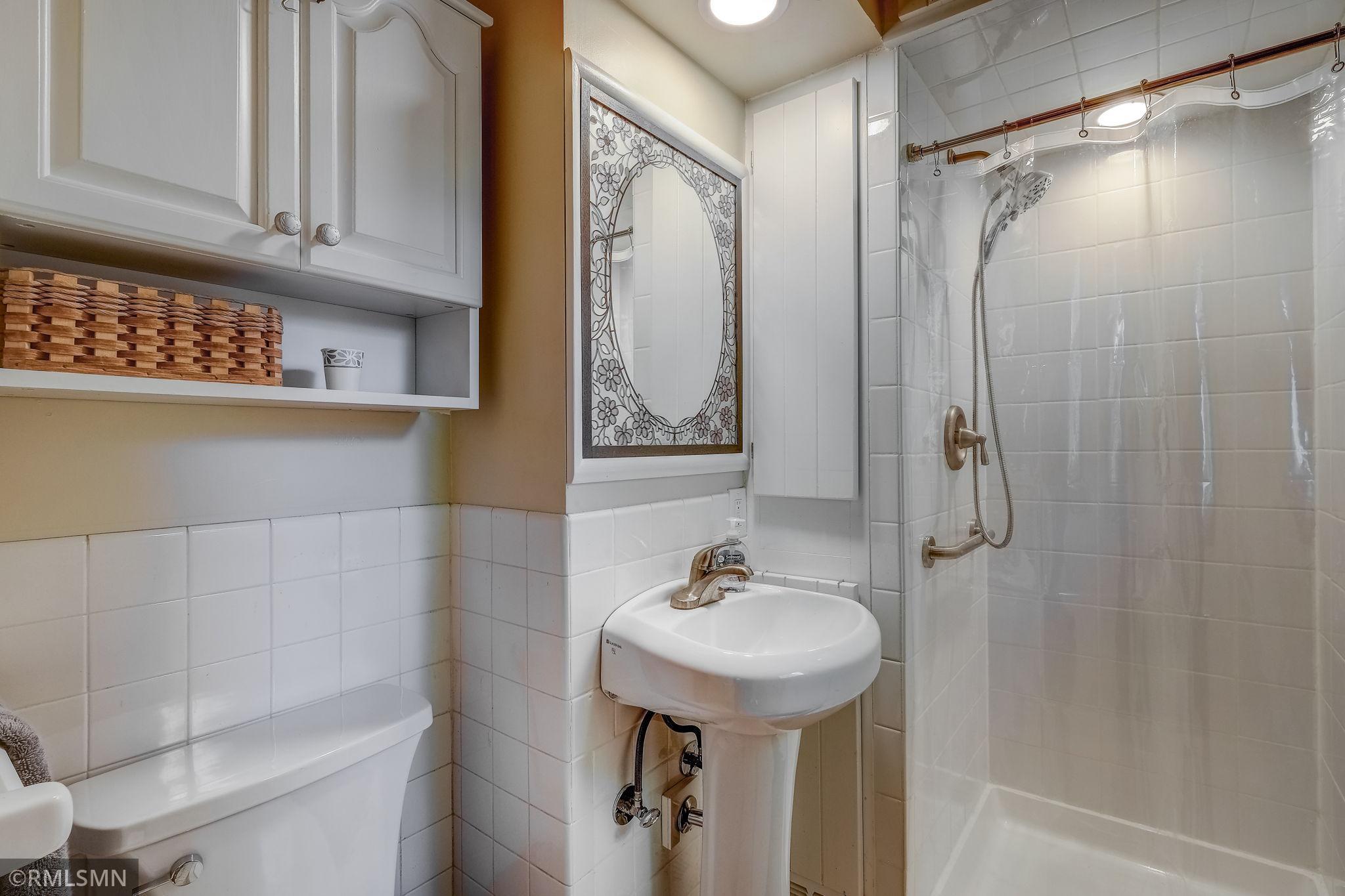 4309 Decatur Avenue North New Hope, MN 55428 - Photo 9 of 21 Gallery Image 9