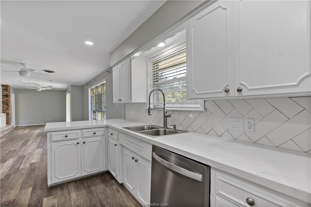 21086 State Highway South Hempstead, TX 77445 - Photo 16 of 22