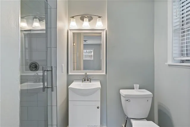 $2,300 | 21086 State Highway South, Hempstead, TX 77445