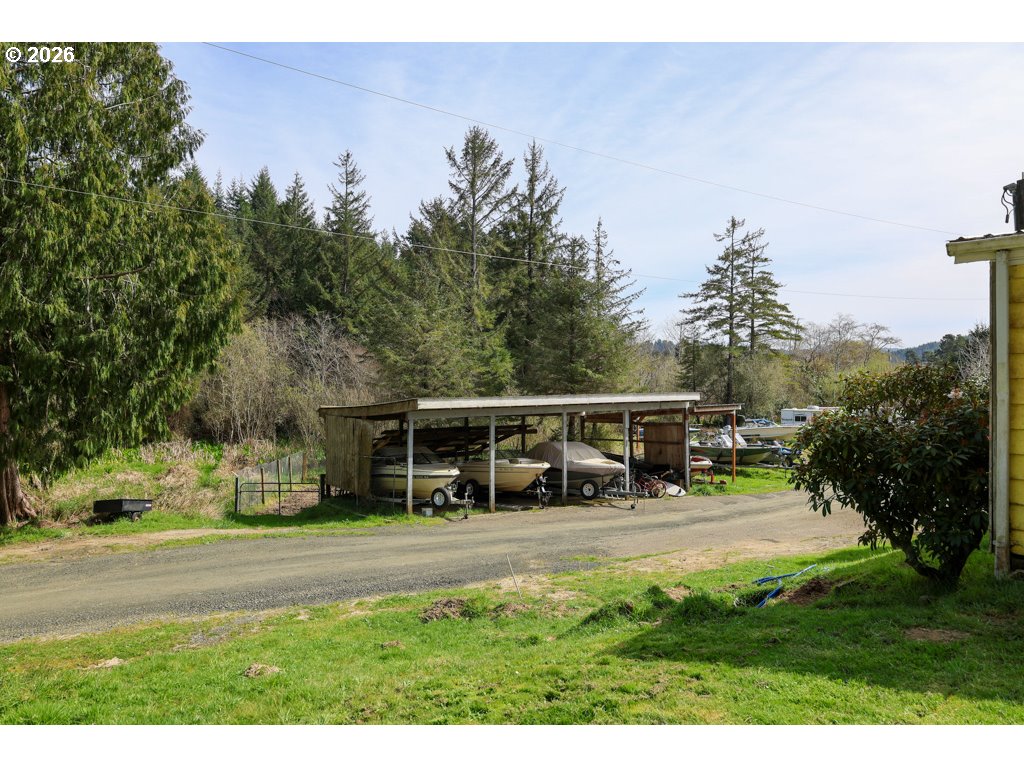515 Rugh Lane Lakeside, OR 97449 - Photo 25 of 41
