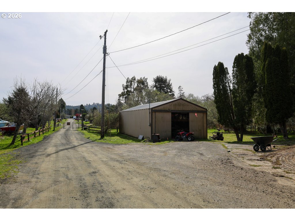 515 Rugh Lane Lakeside, OR 97449 - Photo 26 of 41