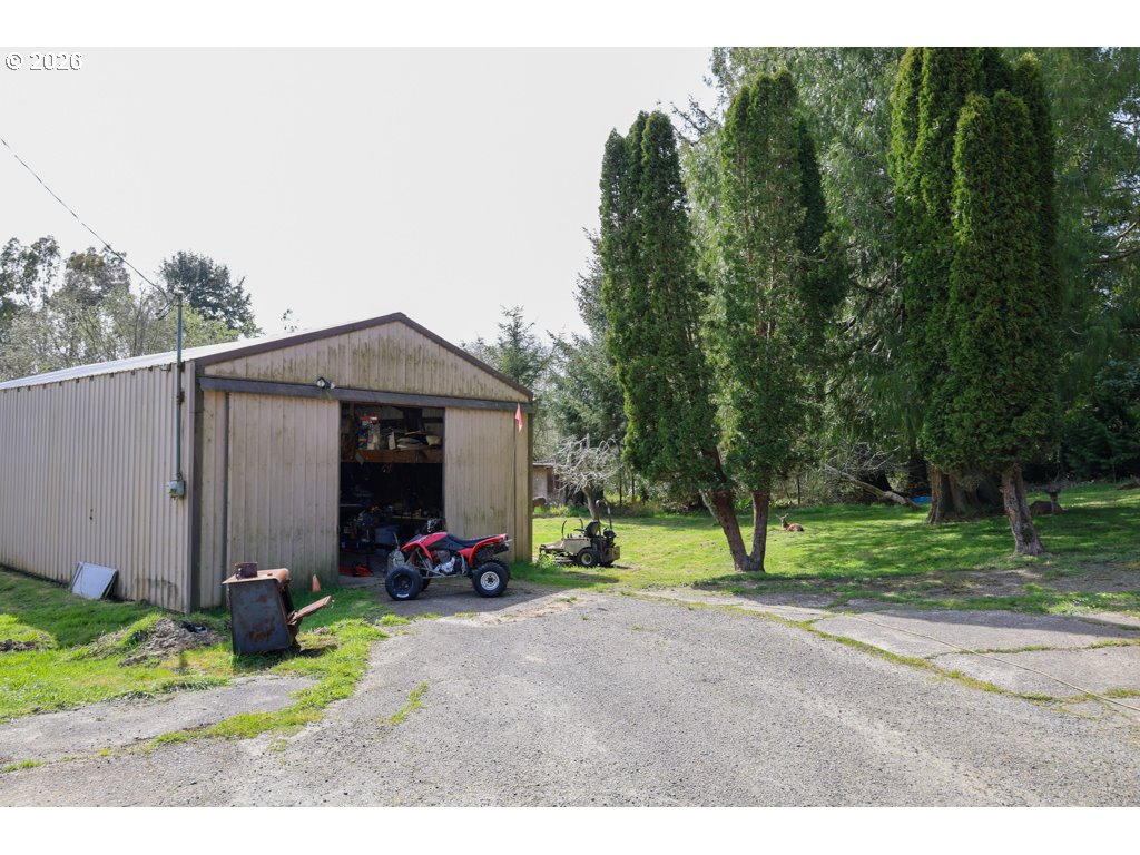 515 Rugh Lane Lakeside, OR 97449 - Photo 39 of 41