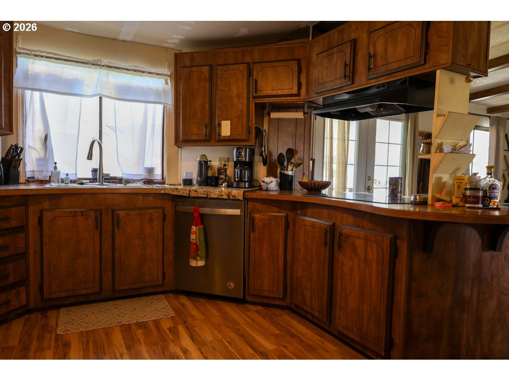 515 Rugh Lane Lakeside, OR 97449 - Photo 8 of 41