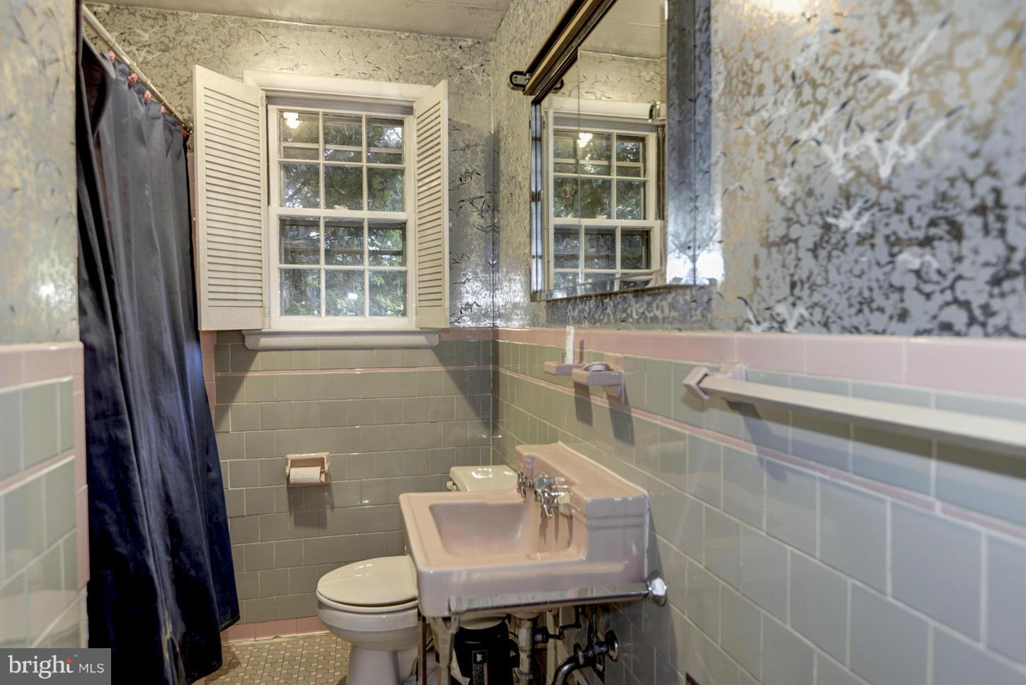4879 Montgomery Road Ellicott City, MD 21043 - Photo 11 of 25 Full Bathroom