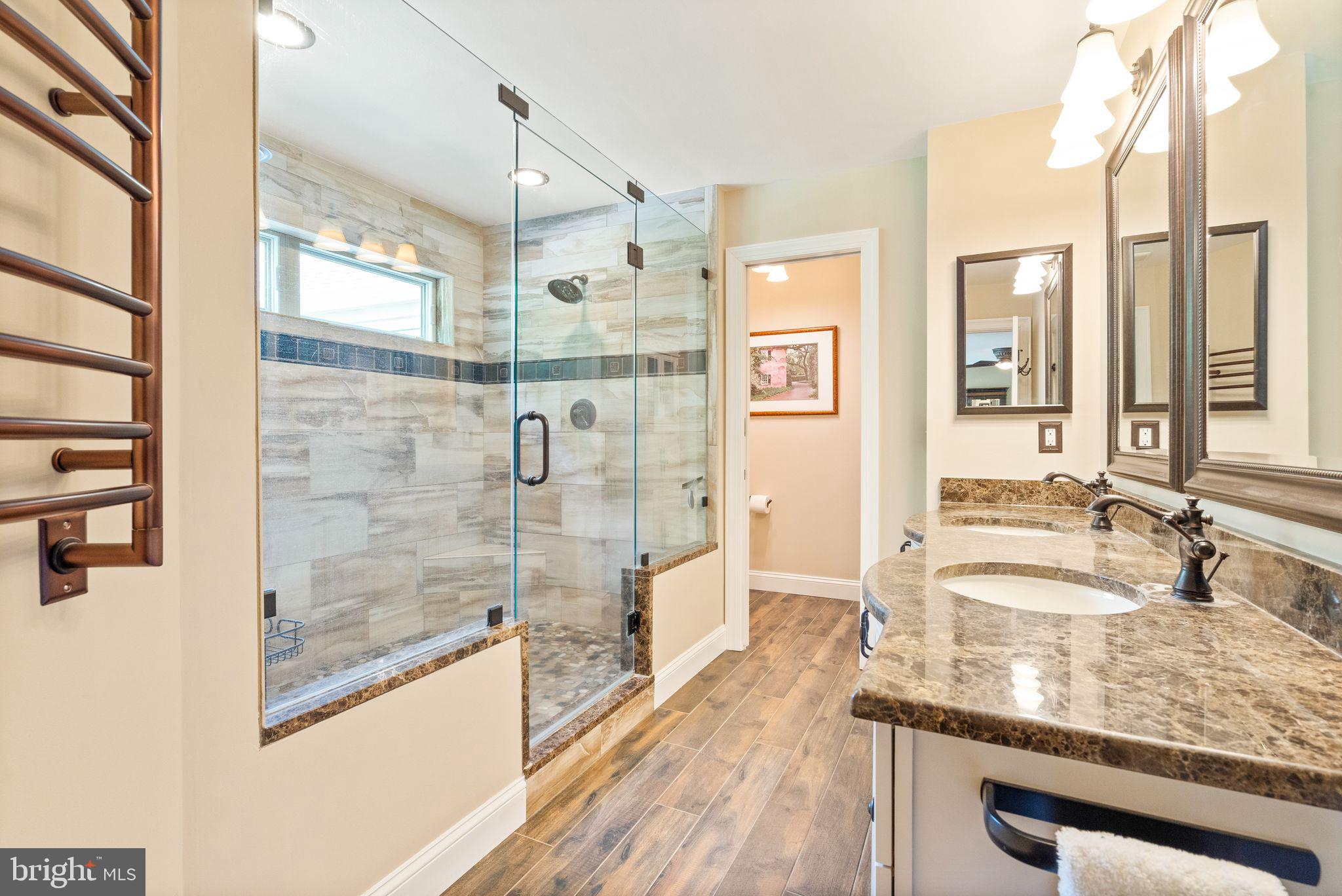 39686 Thomas Mill Road Leesburg, VA 20175 - Photo 14 of 104 Owners' bath