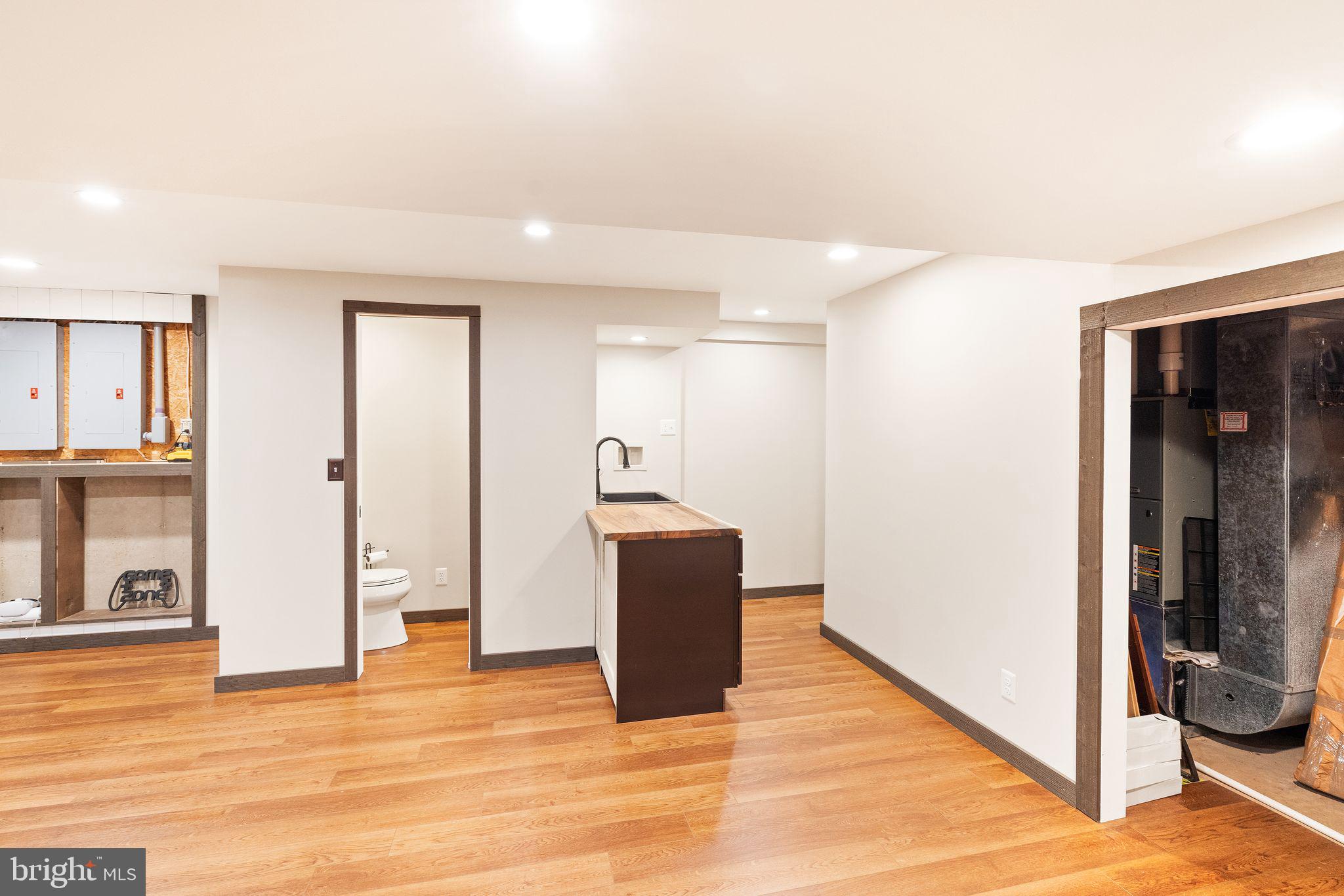 39686 Thomas Mill Road Leesburg, VA 20175 - Photo 77 of 104 Multi-purpose area