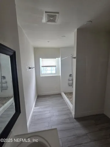 $1,200 | 2005 Morehouse Road, Jacksonville, FL 32209