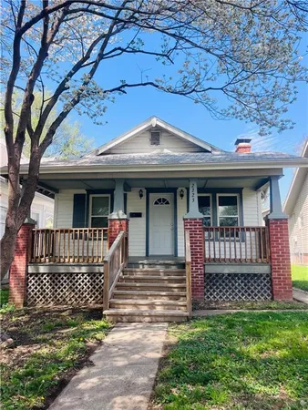 $109,900 | 2223 Doniphan Avenue, St. Joseph, MO 64507
