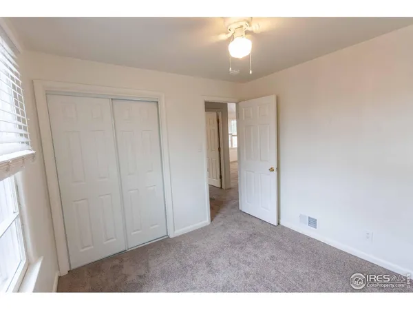 a view interior of a house and an empty room