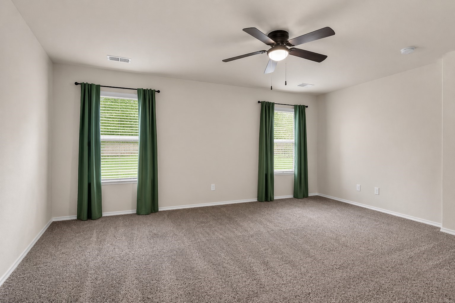 5635 Rainflower Terrace Lane Spring, TX 77389 - Photo 7 of 46
(Furn. was ai removed since the seller has since removed it from the property after pro photos were taken!)