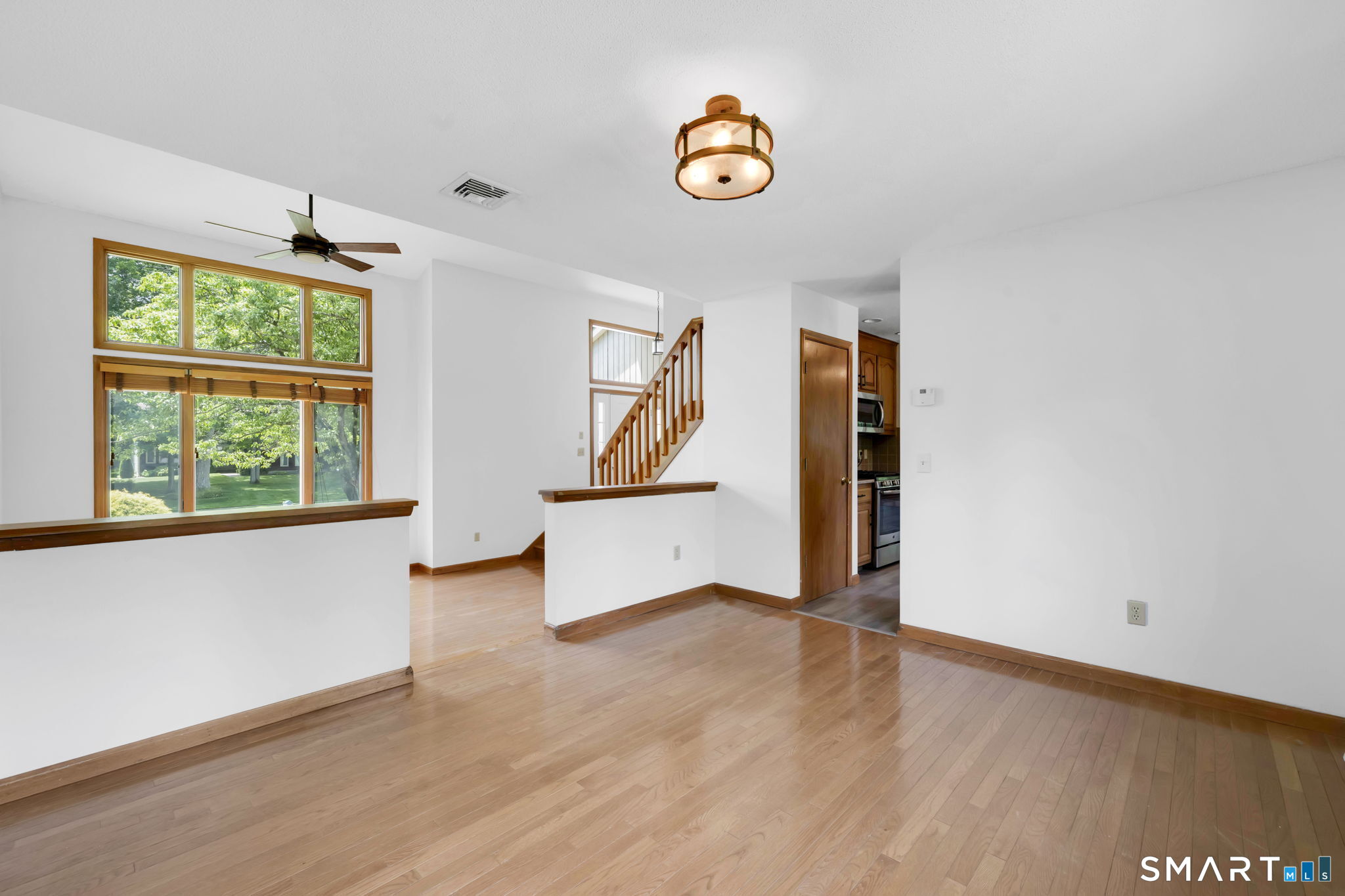 191 Natsisky Farm Road South Windsor, CT 06074 - Photo 7 of 37