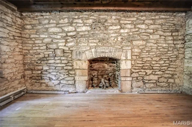 $159,000 | 692 North Eldred-hillview Road, Hillview, IL 62050