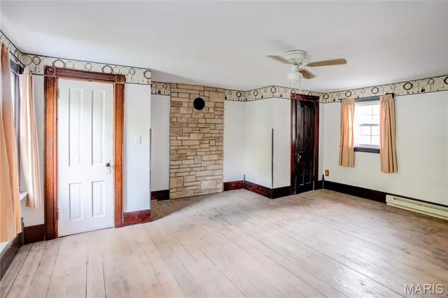 $159,000 | 692 North Eldred-hillview Road, Hillview, IL 62050