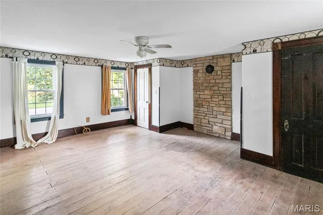 $159,000 | 692 North Eldred-hillview Road, Hillview, IL 62050