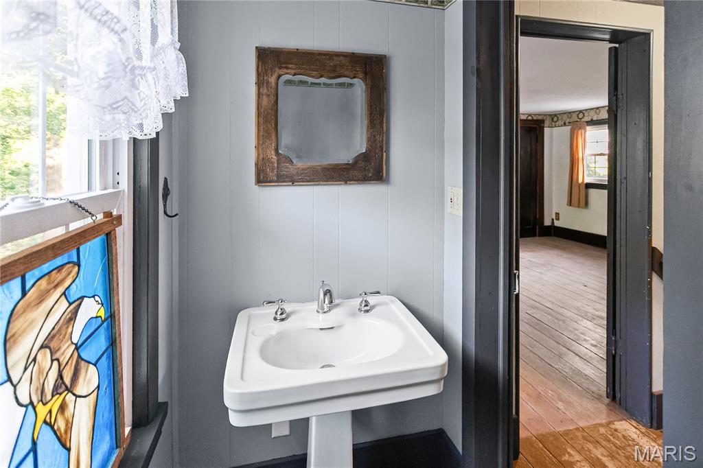 692 North Eldred-hillview Road Hillview, IL 62050 - Photo 30 of 64