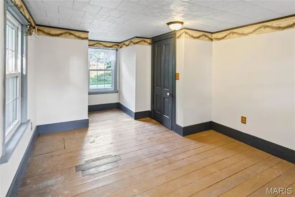 $155,000 | 692 North Eldred-hillview Road, Hillview, IL 62050