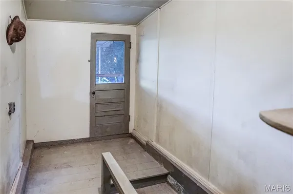 $155,000 | 692 North Eldred-hillview Road, Hillview, IL 62050