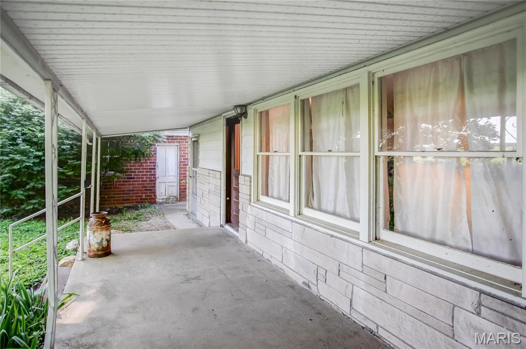 692 North Eldred-hillview Road Hillview, IL 62050 - Photo 6 of 64