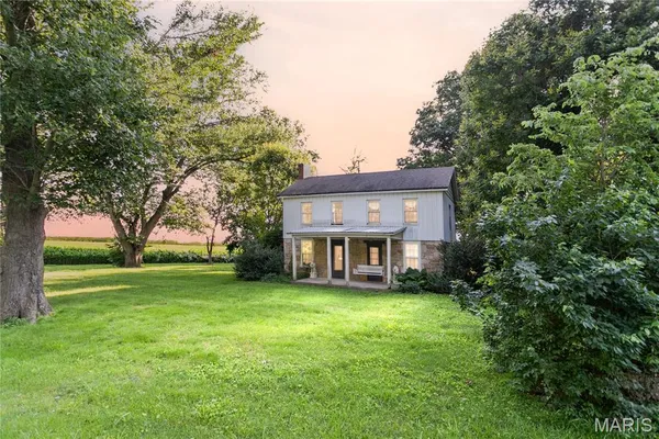 $155,000 | 692 North Eldred-hillview Road, Hillview, IL 62050