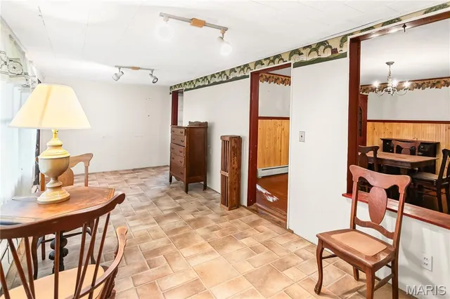 $159,000 | 692 North Eldred-hillview Road, Hillview, IL 62050