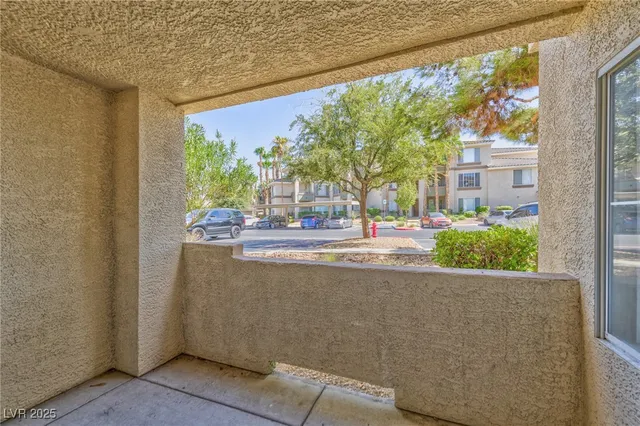 $1,300 | 7111 South Durango Drive, Unit 107, Las Vegas, NV 89113