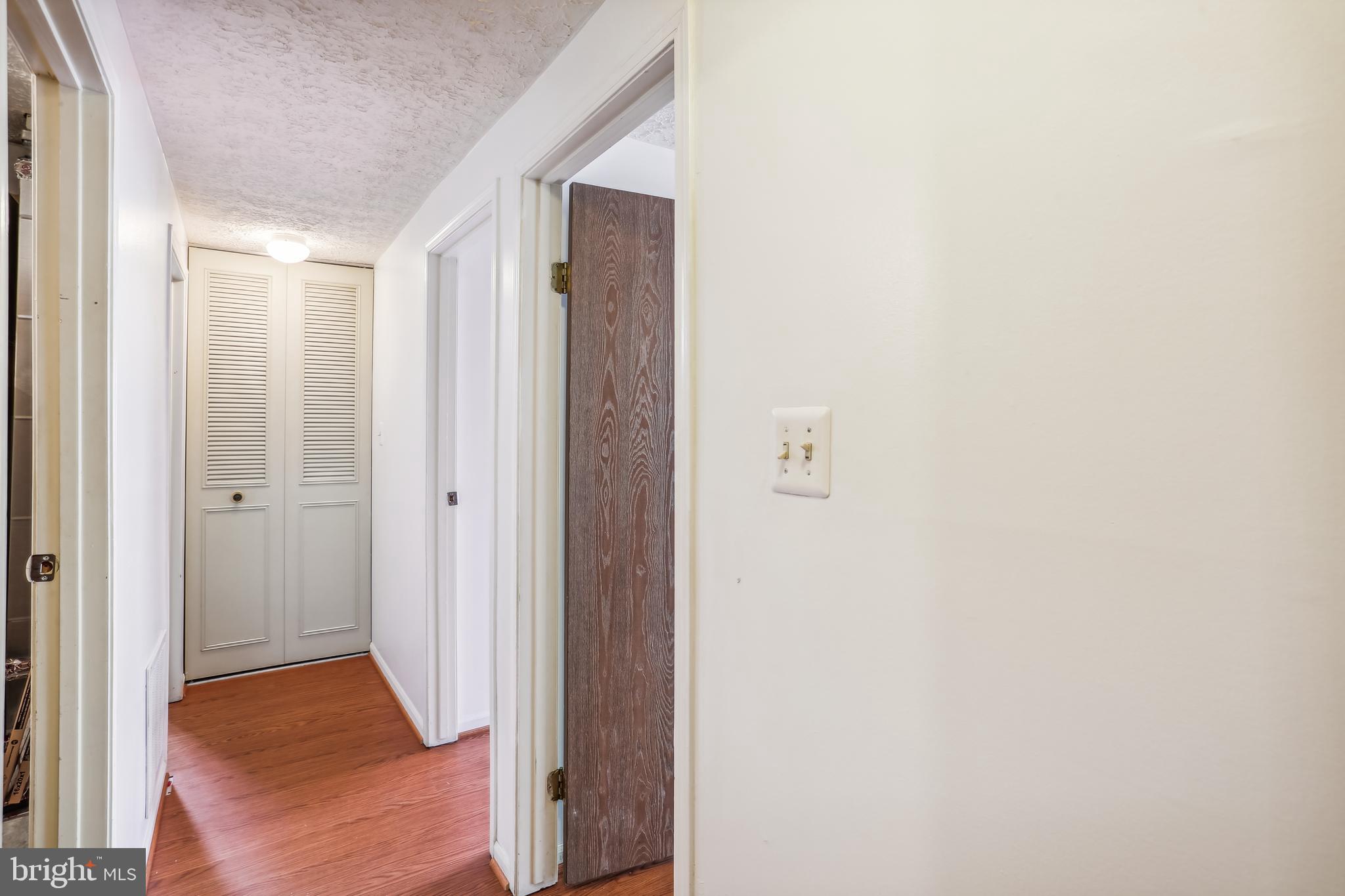 416 Legato Terrace Silver Spring, MD 20901 - Photo 20 of 32 Hallway
