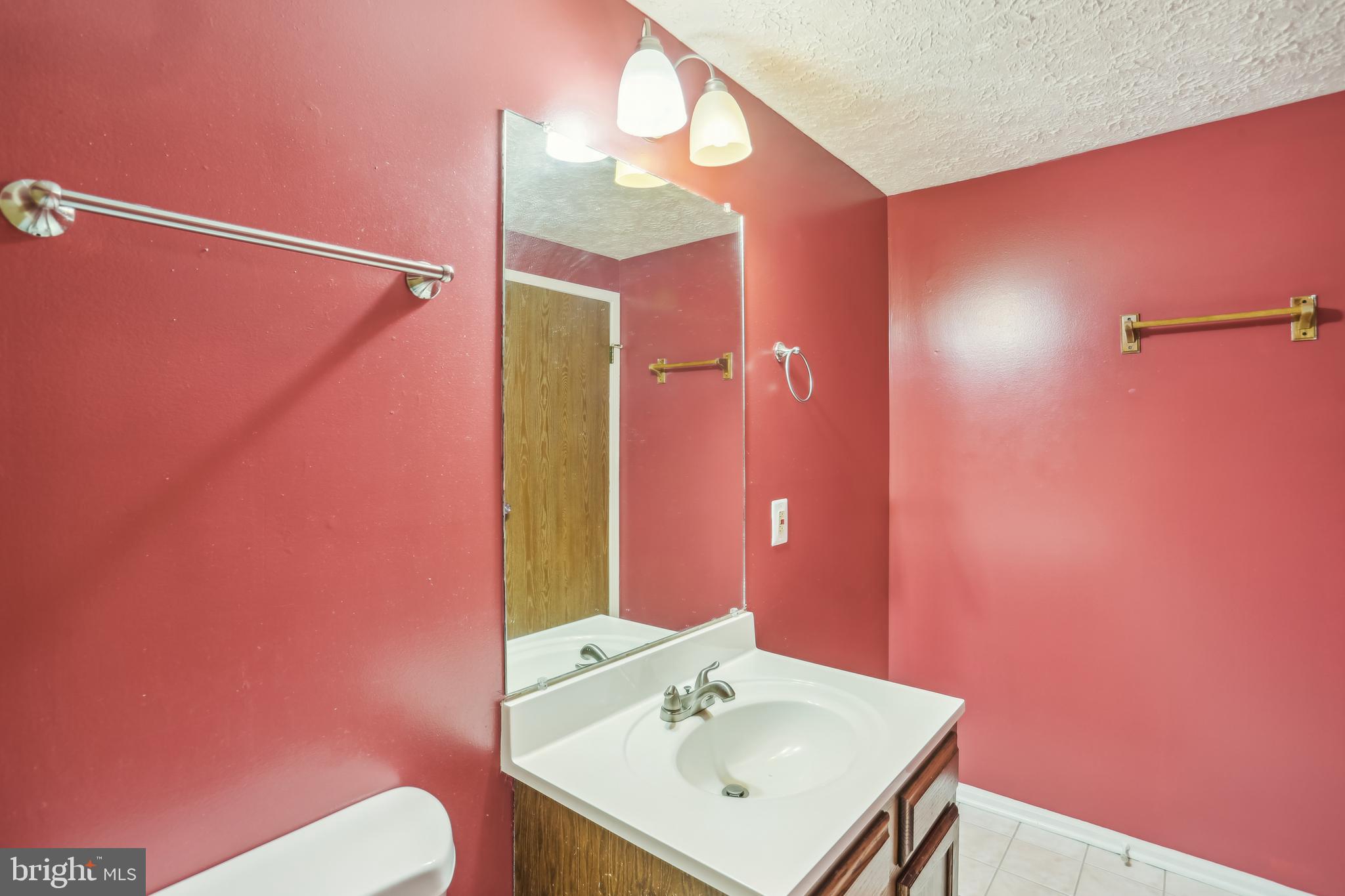 416 Legato Terrace Silver Spring, MD 20901 - Photo 23 of 32 Second Floor Bathroom