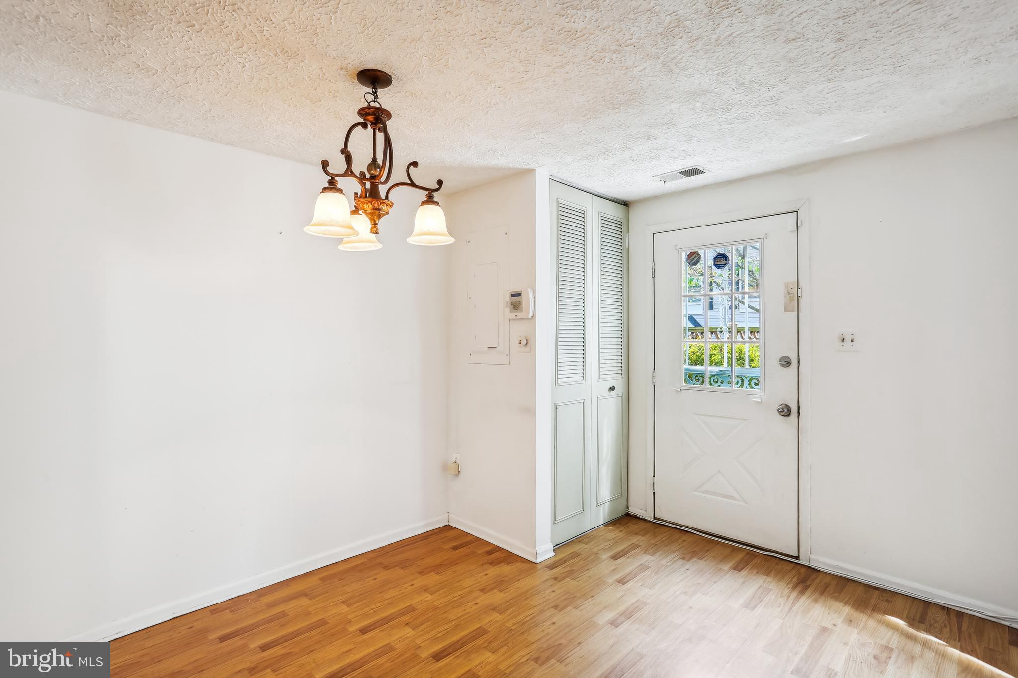 416 Legato Terrace Silver Spring, MD 20901 - Photo 9 of 32 Dining Room