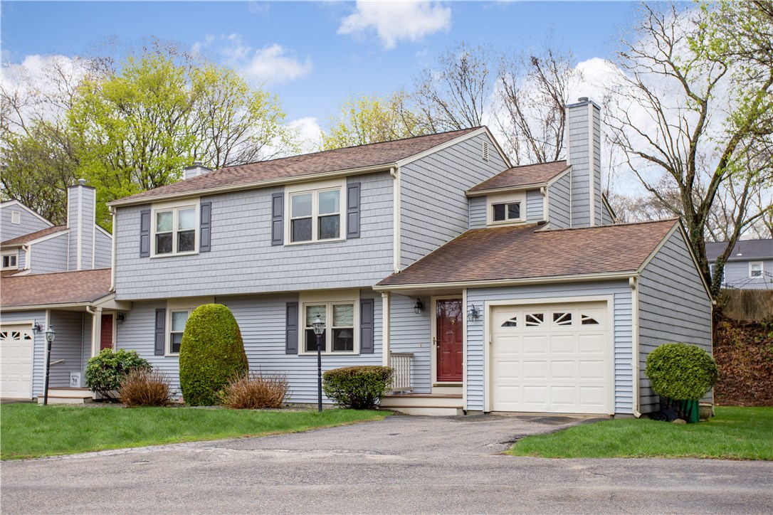 236 Old Forge Road, Unit 4 Warwick, RI 02818 - Photo 1 of 30