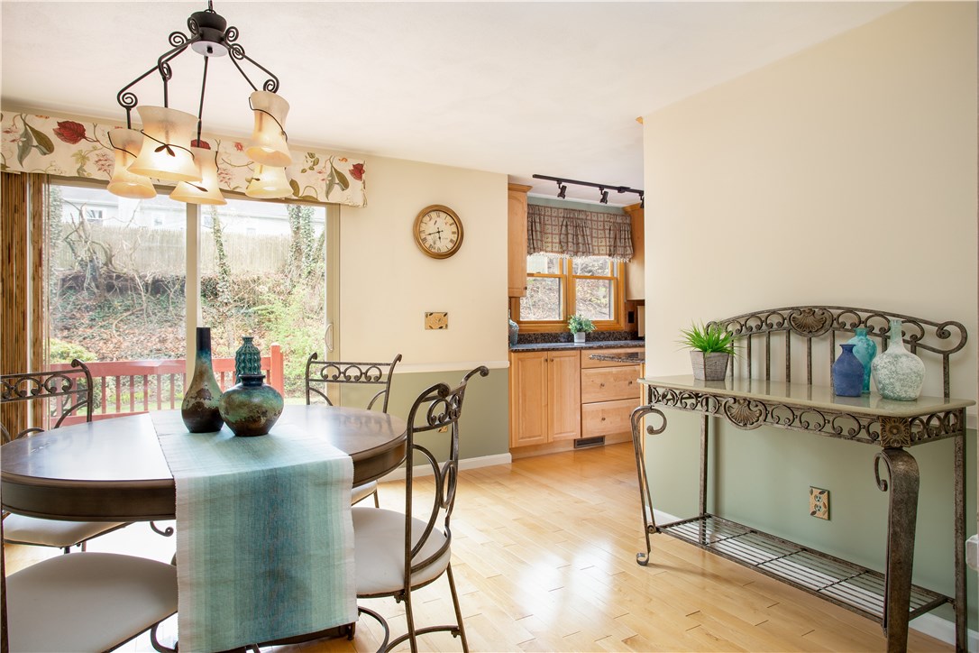 236 Old Forge Road, Unit 4 Warwick, RI 02818 - Photo 7 of 30