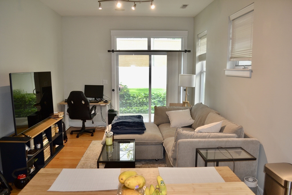 31 Wheeler Street, Unit 104 Cambridge, MA 02138 - Photo 4 of 13