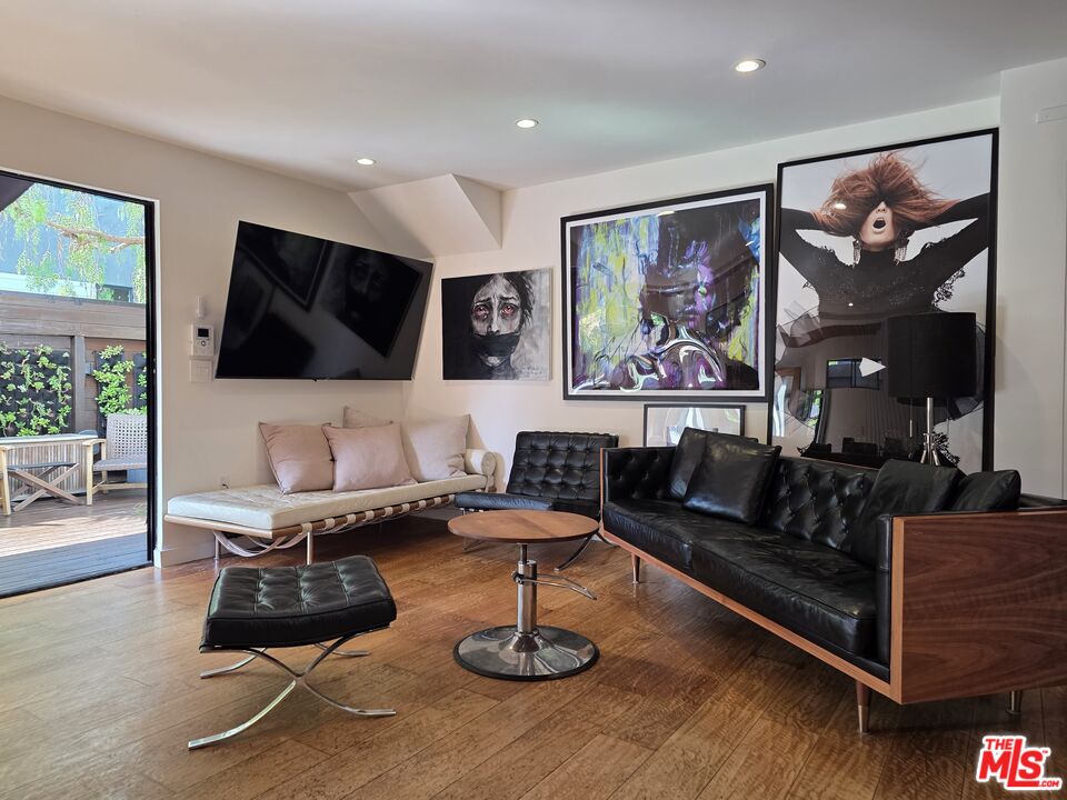 1001 Main Street Venice, CA 90291 - Photo 2 of 65