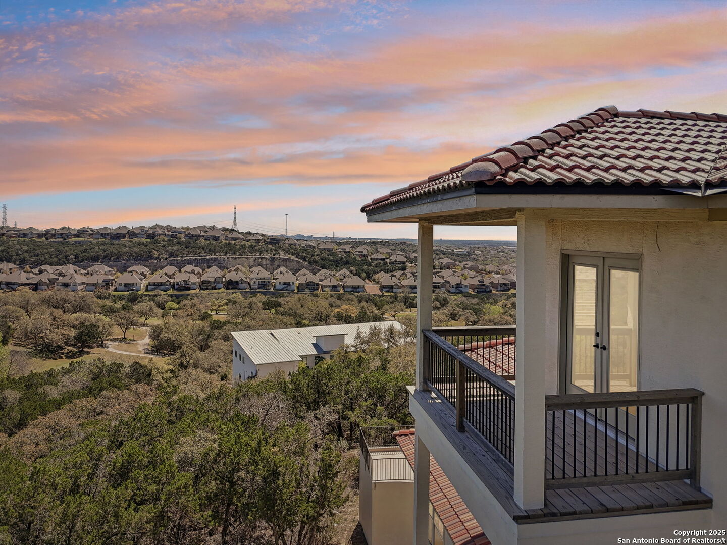 8811 Monarchy Row San Antonio, TX 78255 - Photo 35 of 49