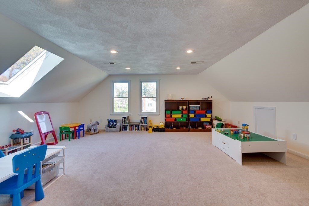 16 Joseph Way Reading, MA 01867 - Photo 16 of 25