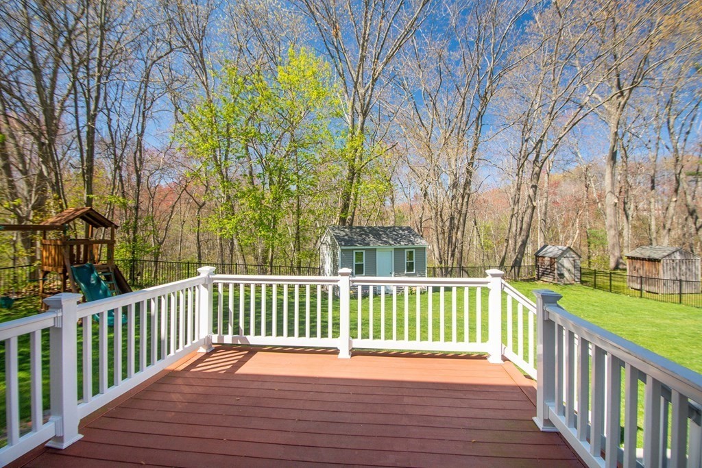 16 Joseph Way Reading, MA 01867 - Photo 17 of 25