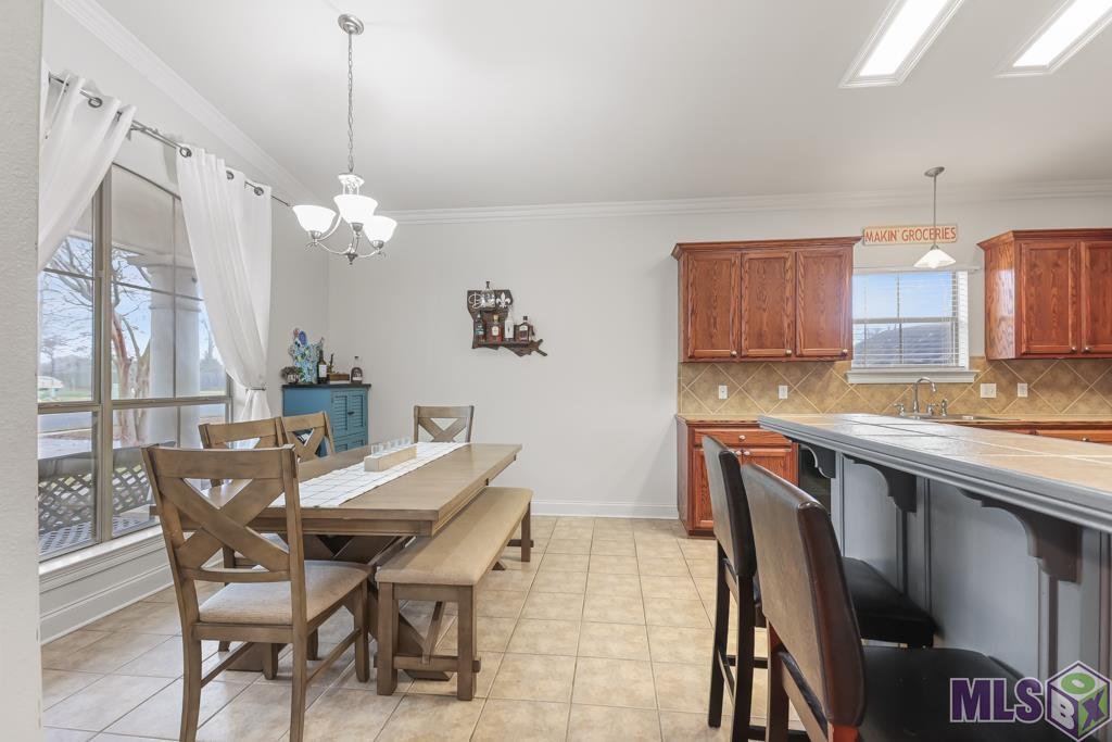18152 Jefferson Ridge Drive Baton Rouge, LA 70817 - Photo 7 of 24 Gallery Image 7