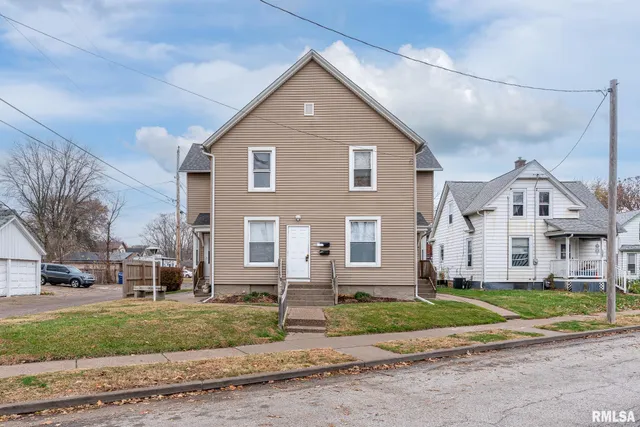 $159,900 | 120 North Pine Street, Davenport, IA 52802