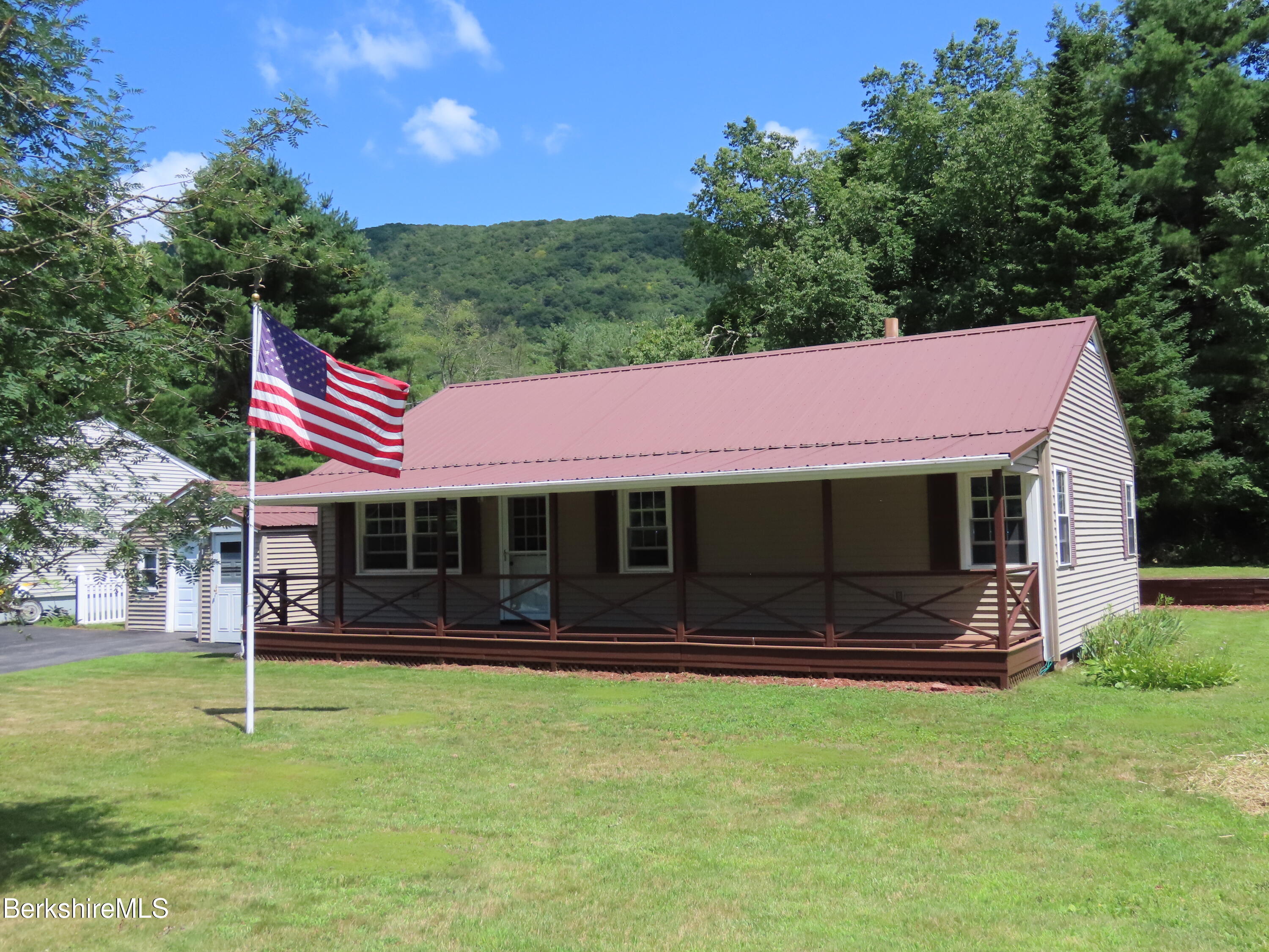 716 Daniels Road Clarksburg, MA 01247 - Photo 55 of 55 IMG_5467