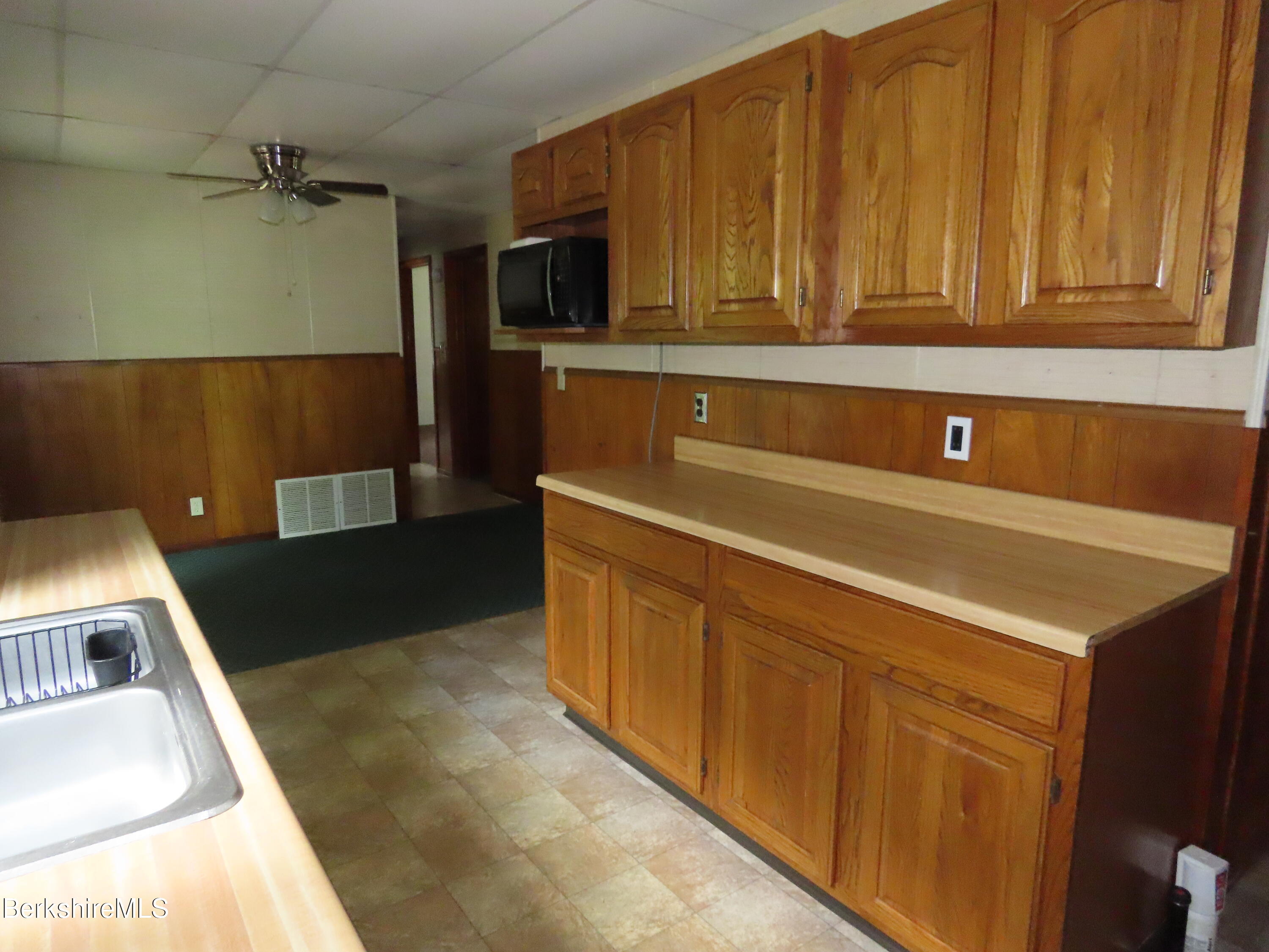 716 Daniels Road Clarksburg, MA 01247 - Photo 9 of 55 Kitchen