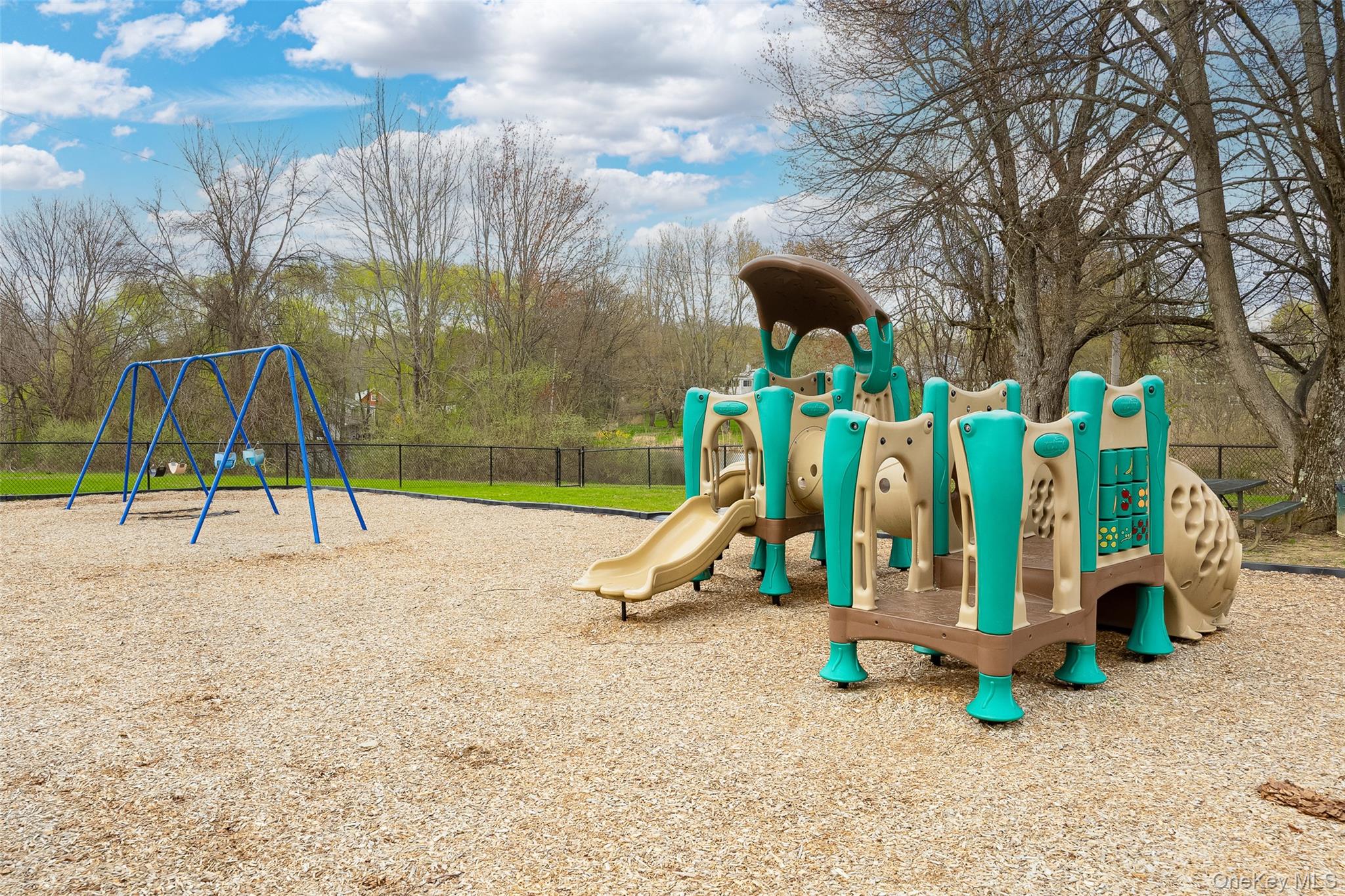 24 Russett Road Poughkeepsie, NY 12601 - Photo 20 of 26