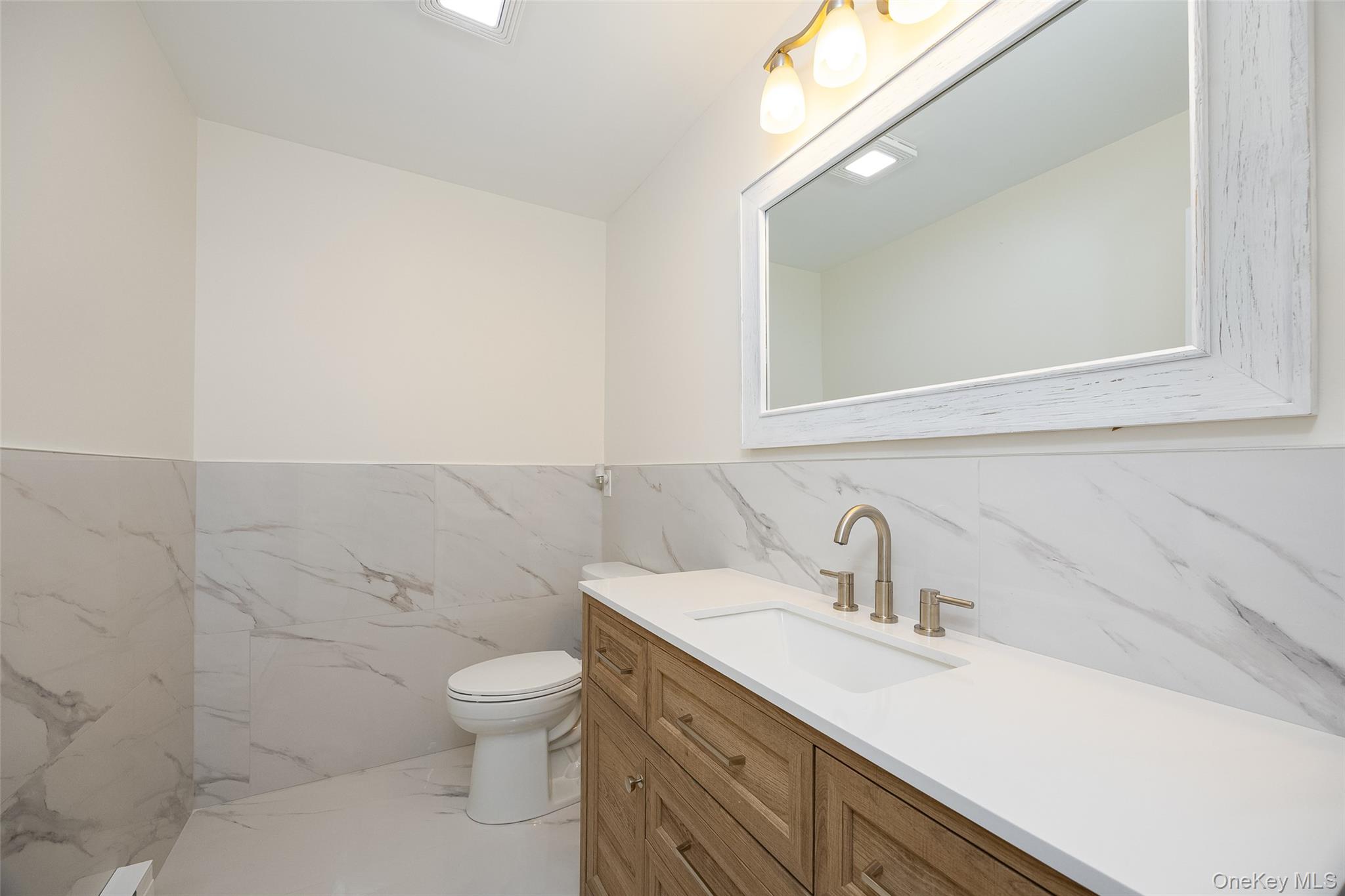 24 Russett Road Poughkeepsie, NY 12601 - Photo 5 of 26