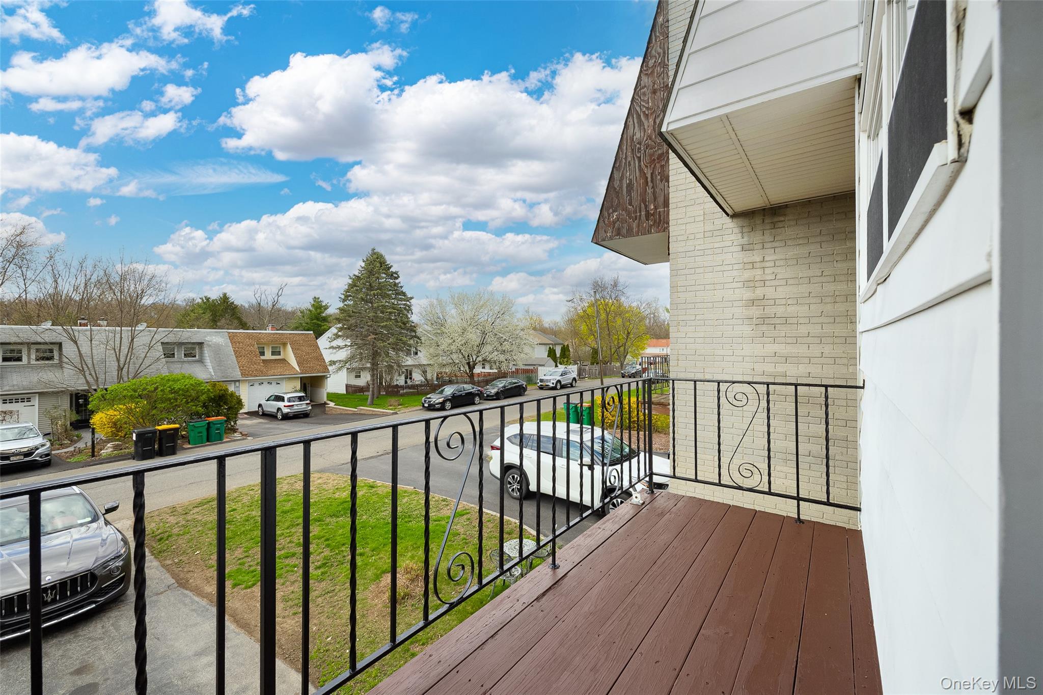 24 Russett Road Poughkeepsie, NY 12601 - Photo 7 of 26