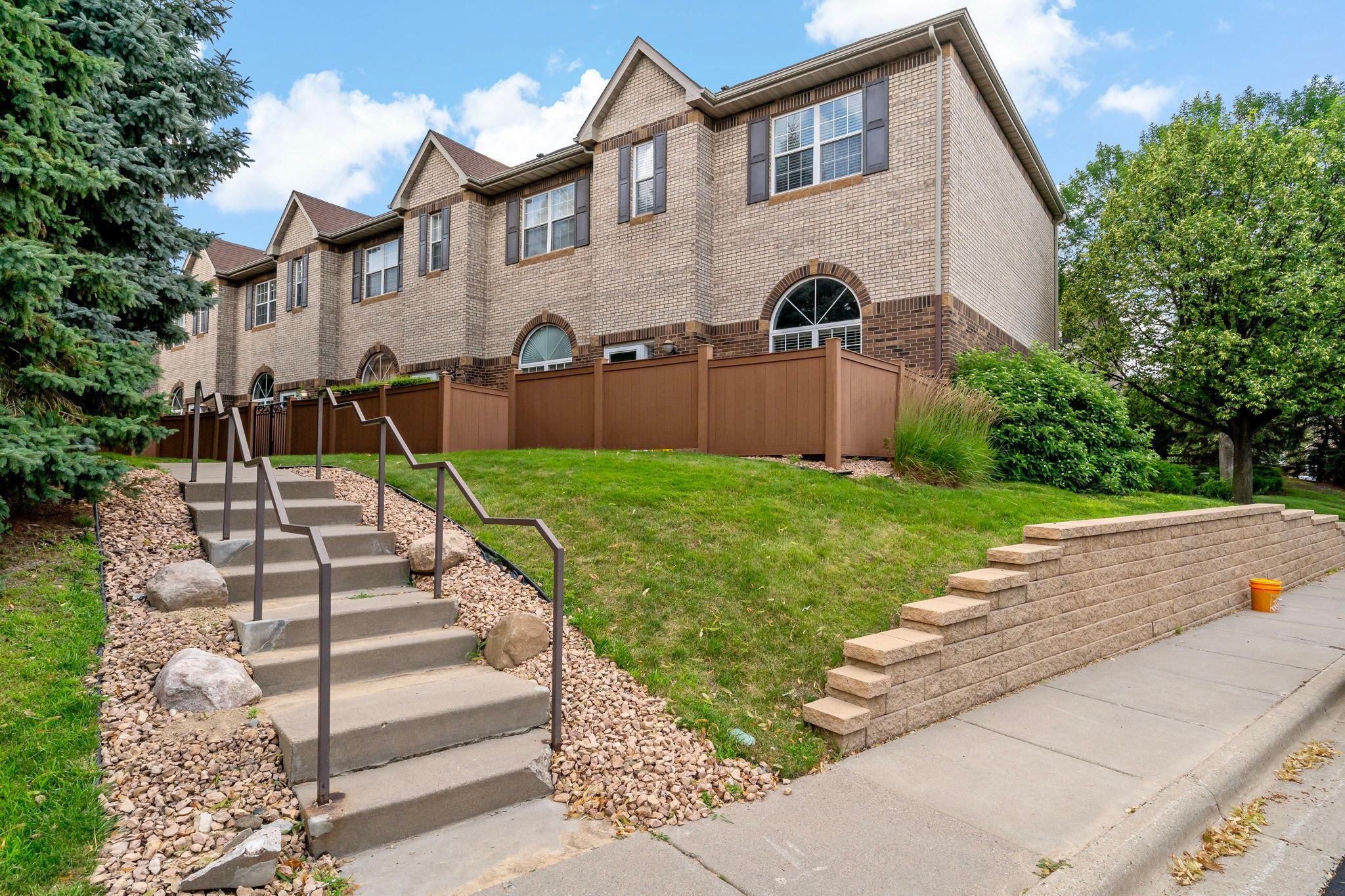 6453 Regency Lane Eden Prairie, MN 55344 - Photo 23 of 40