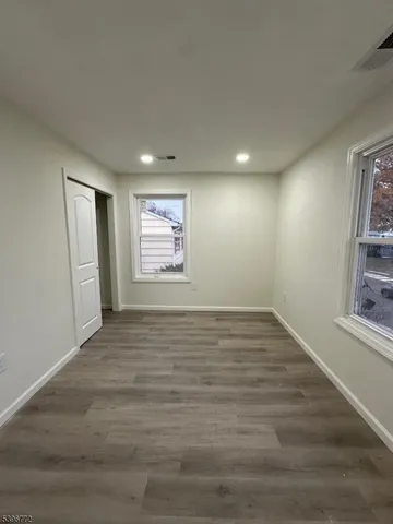 $3,200 | 112 Fairview Avenue, Unit 2, Middlesex, NJ 08846