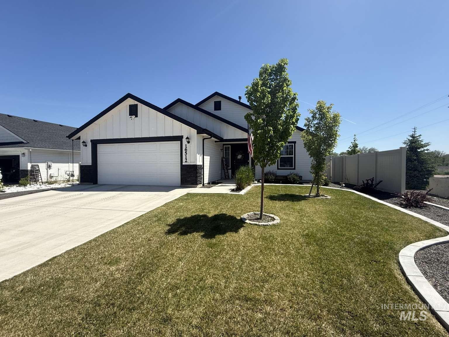 16512 Breton Way Caldwell, ID 83607 - Photo 3 of 18